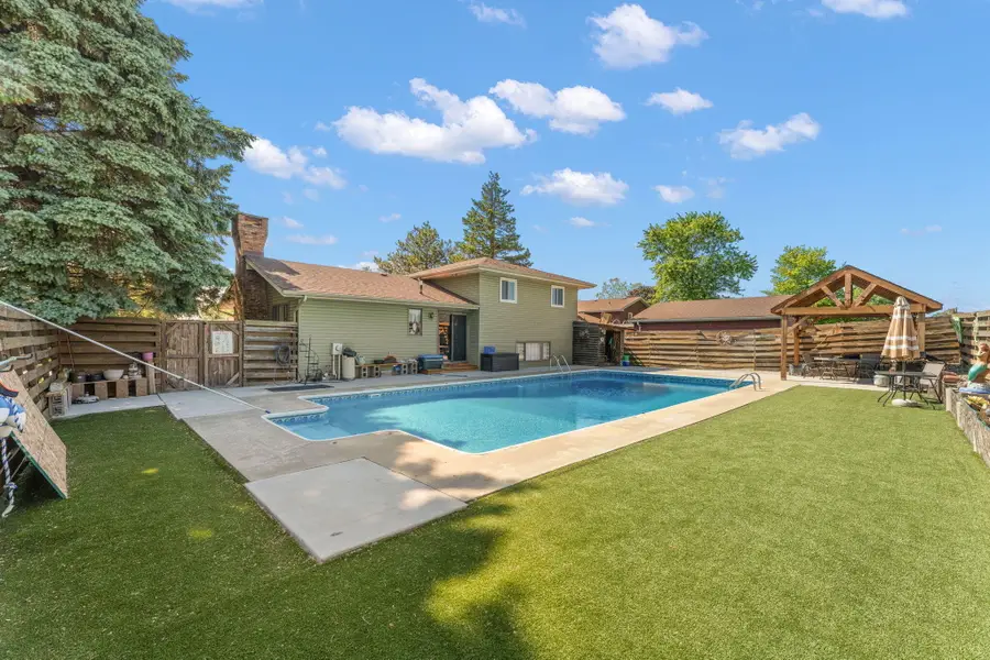 2547 Springhill Drive, Schererville, IN 46375 - #2