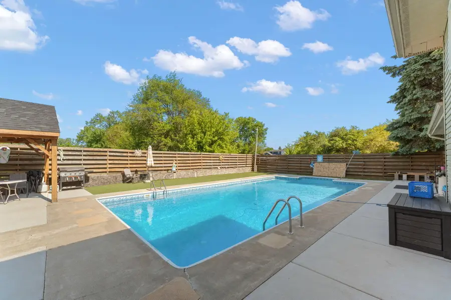 2547 Springhill Drive, Schererville, IN 46375 - #3