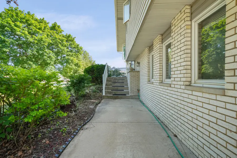 2504 Victoria Road, Schererville, IN 46375 - #2