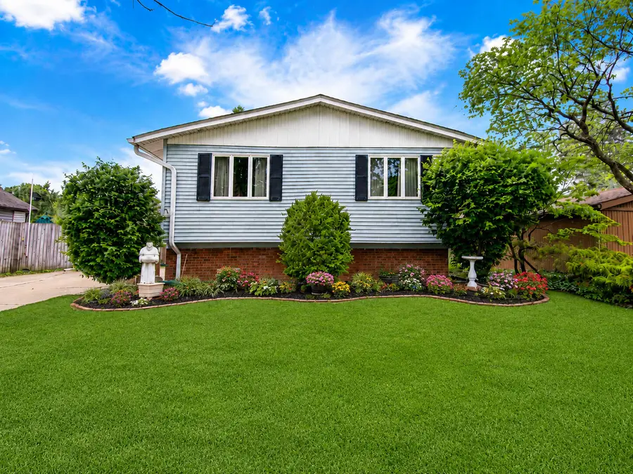 9502 Forrest Drive, Highland, IN 46322 - #2
