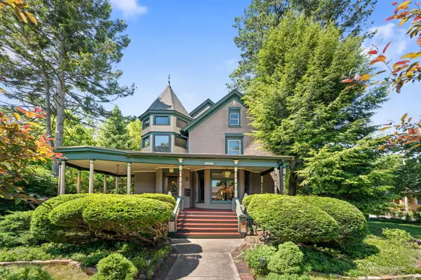 1402 Indiana Avenue, La Porte, IN 46350