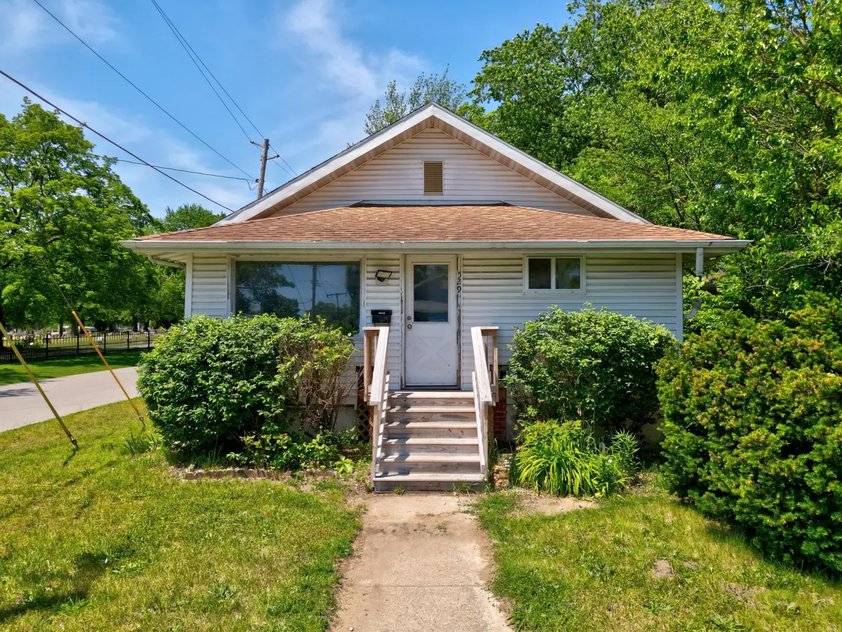529 Jackson Street, Michigan City, IN 46360 - #1