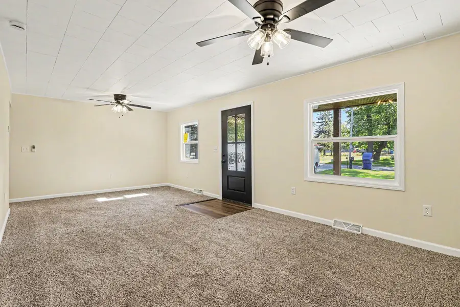 424 Washington Street, Walkerton, IN 46574 - #3