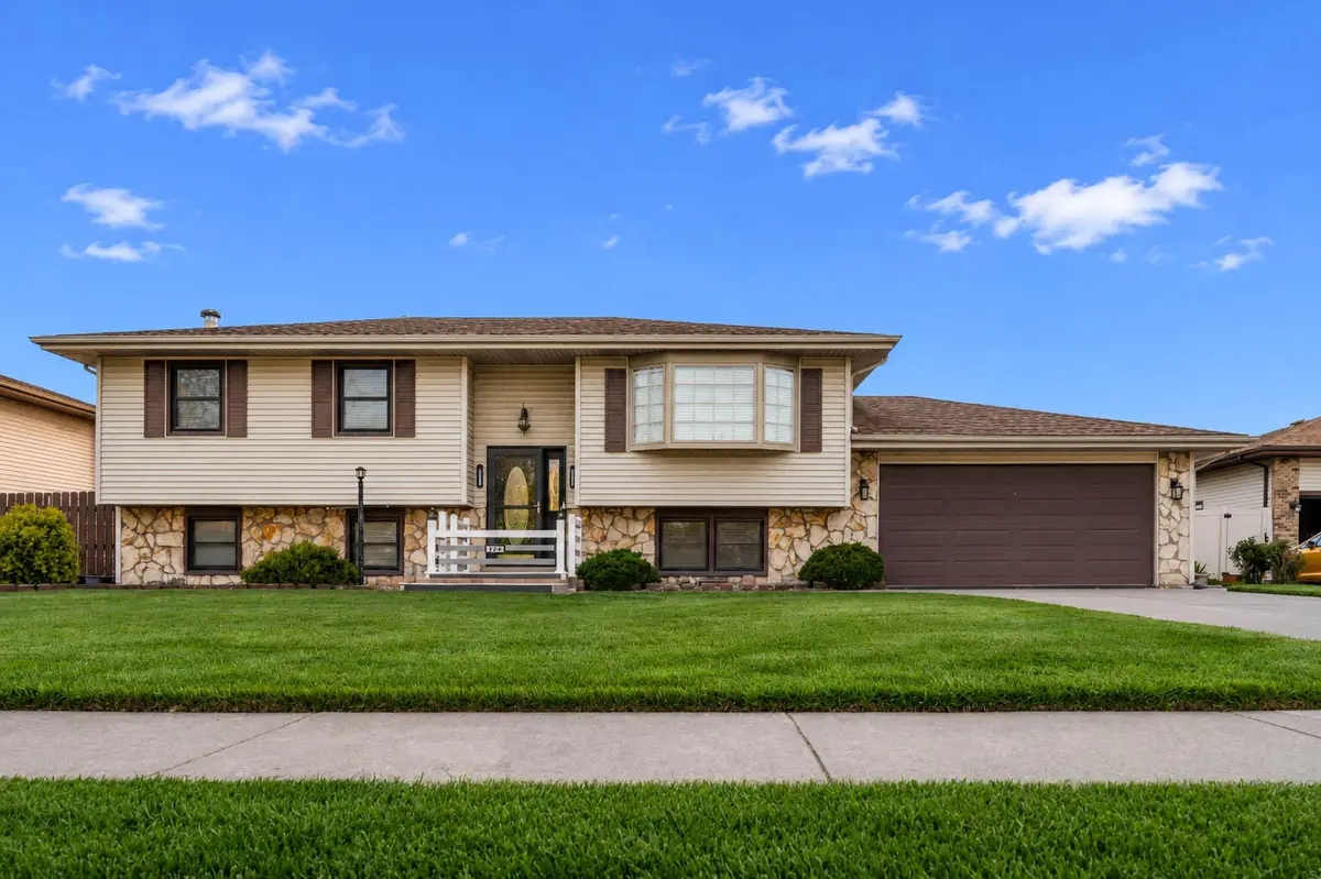 724 Briarwood Drive, Dyer, IN 46311 - #1