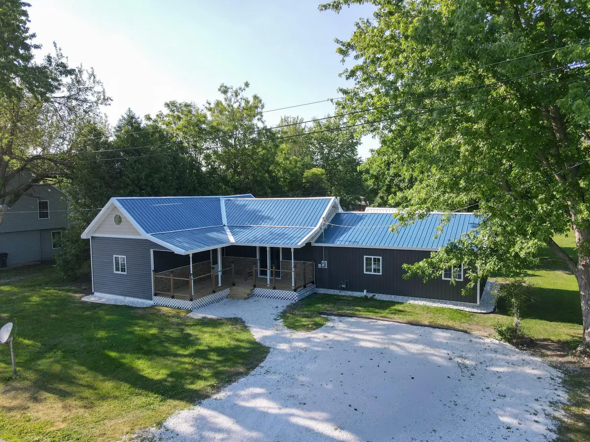 110 W Allen Street, Kentland, IN 47951 - #1