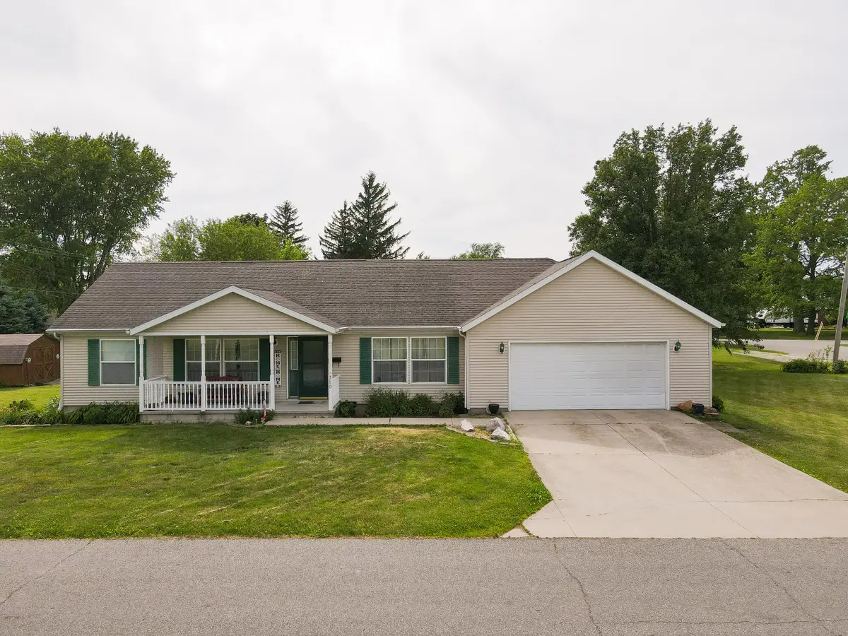 210 N 6th Street, Kentland, IN 47951 - #1
