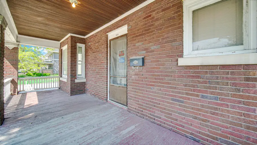 101 E Lincolnway, La Porte, IN 46350 - #2