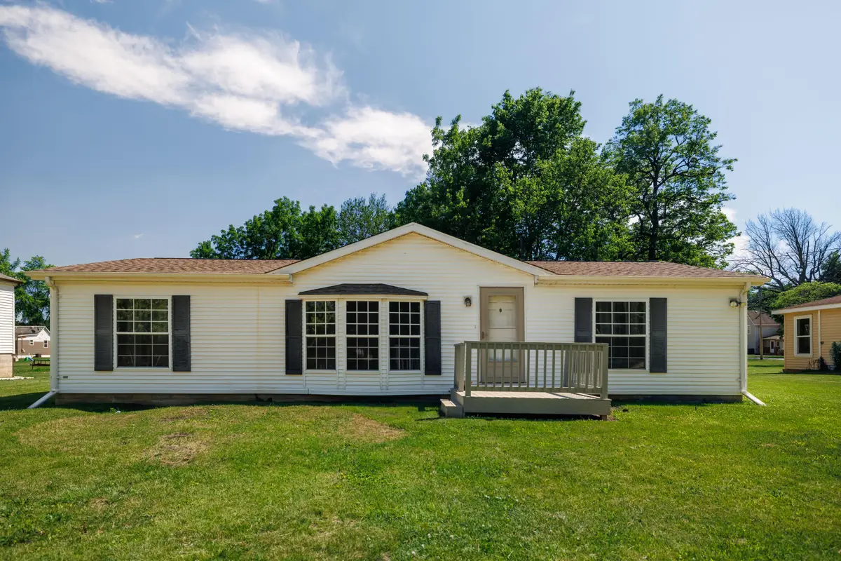 605 E Washington Street, Morocco, IN 47963 - #1
