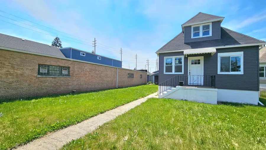5042 Reading Avenue, East Chicago, IN 46312 - #3