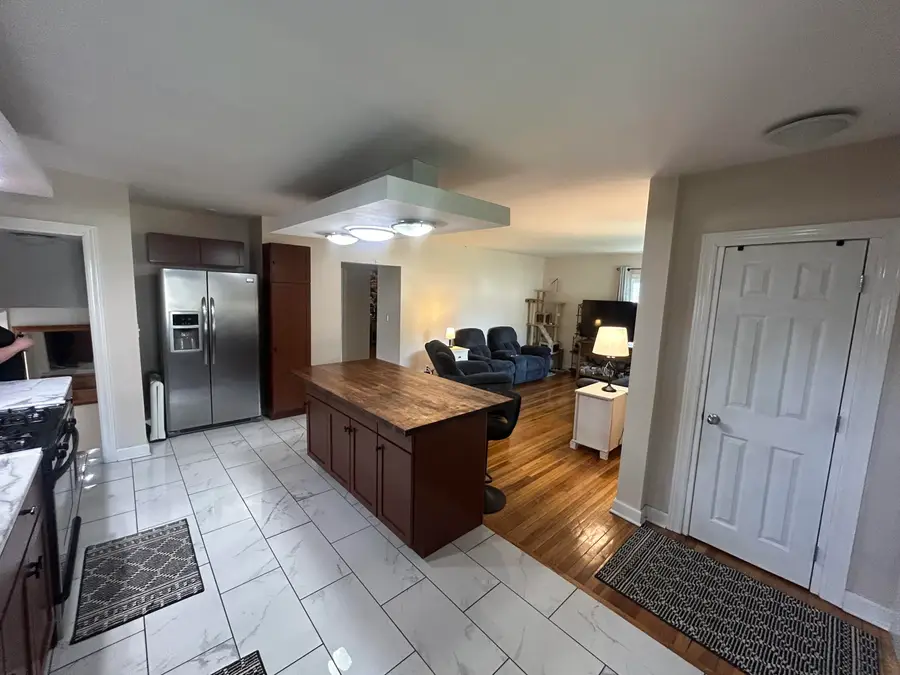 526 N Colfax Street, Griffith, IN 46319 - #2