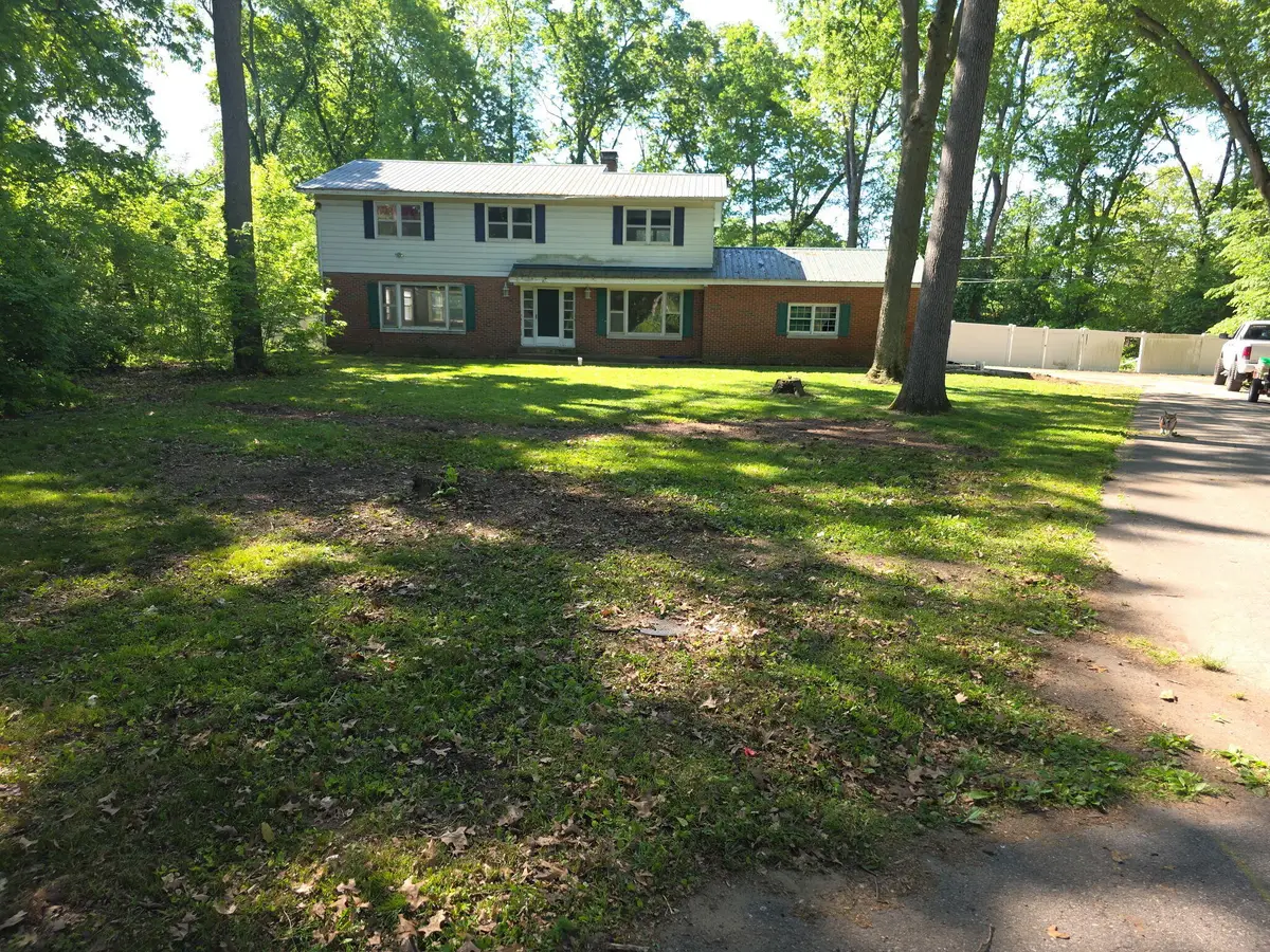 3439 Calumet Avenue S, Elkhart, IN 46514 - #1