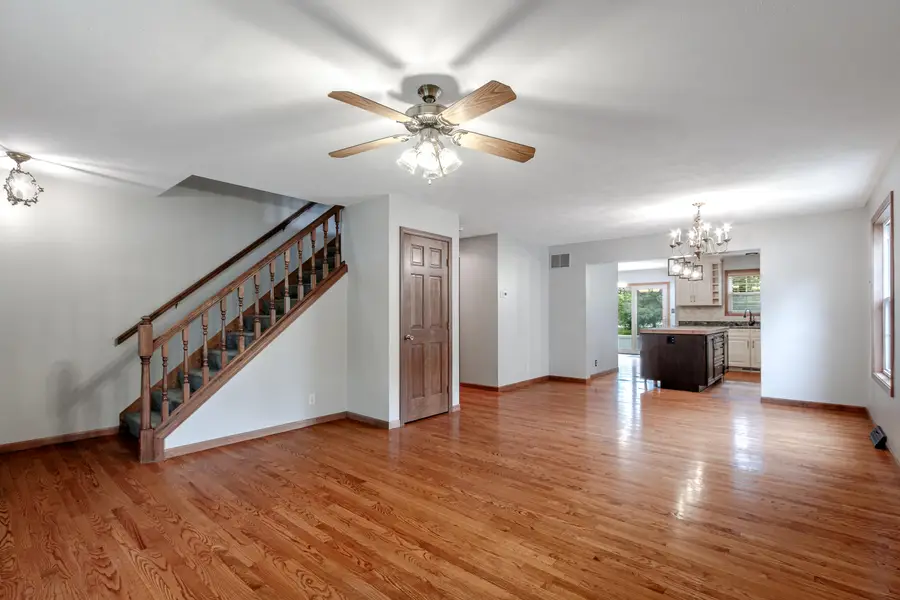 203 Parkwood Drive, Valparaiso, IN 46383 - #3