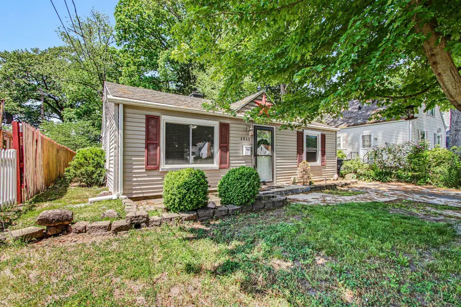 2933 Cleveland Avenue, Michigan City, IN 46360 - #3