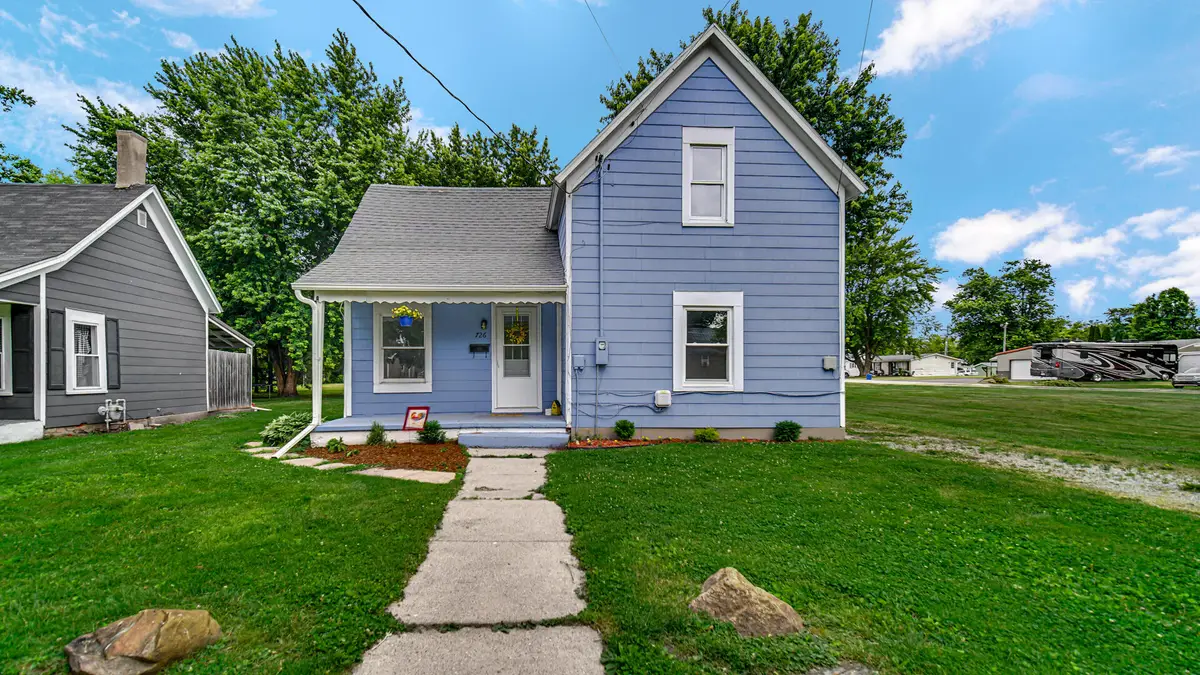 726 E Angelica Street, Rensselaer, IN 47978 - #1