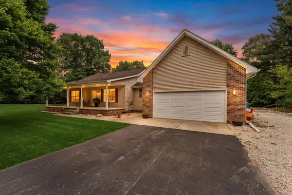 7459 Spring Court, DeMotte, IN 46310