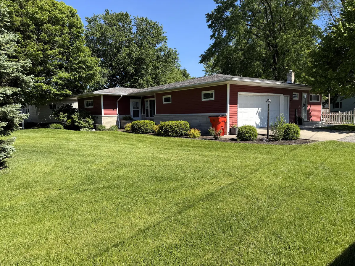 235 N Columbia Street, Francesville, IN 47946 - #1