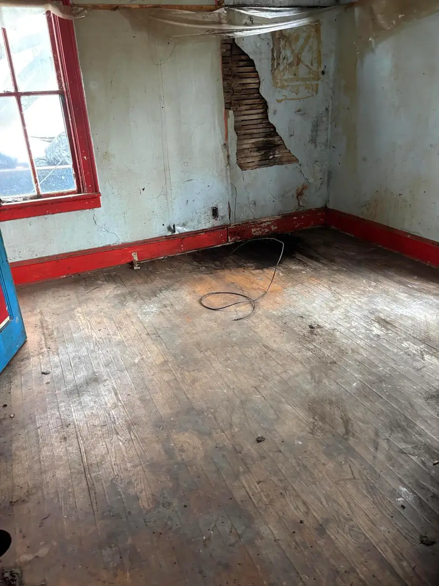 616 W 11th Street, Michigan City, IN 46360 - #2