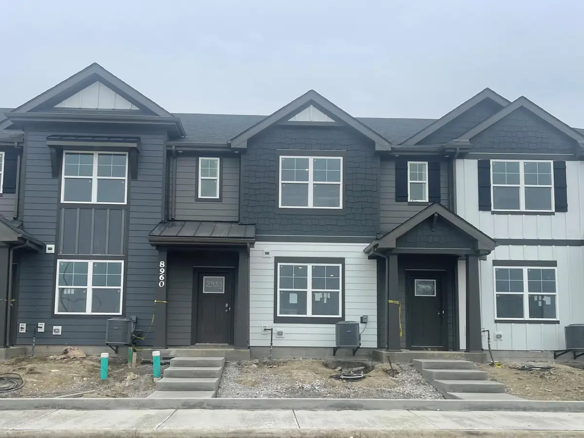 9020 Remington Way, Saint John, IN 46373 - #1