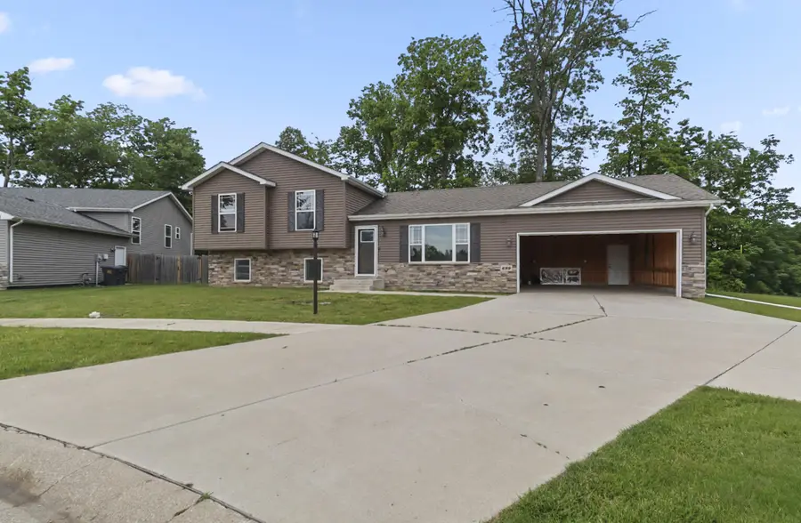 699 Cross Meadows Drive, Valparaiso, IN 46385 - #2