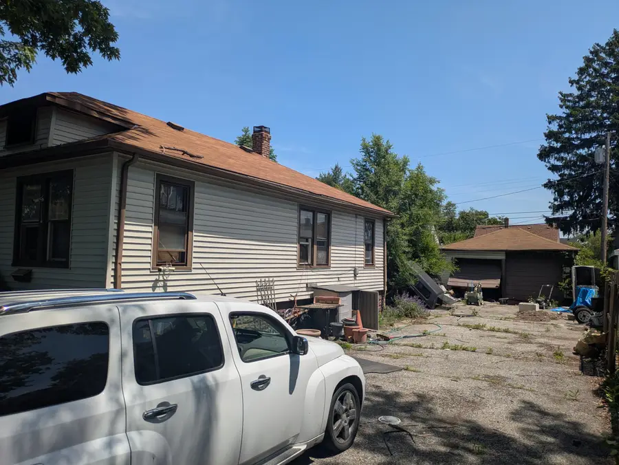6525 Delaware Avenue, Hammond, IN 46323 - #3
