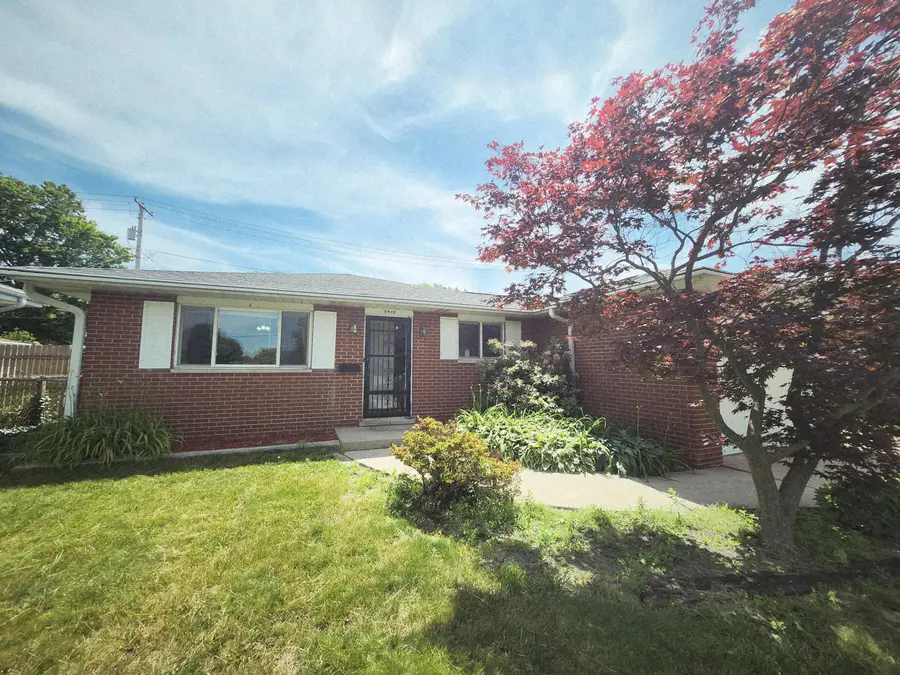 9409 5th Street, Highland, IN 46322 - #2