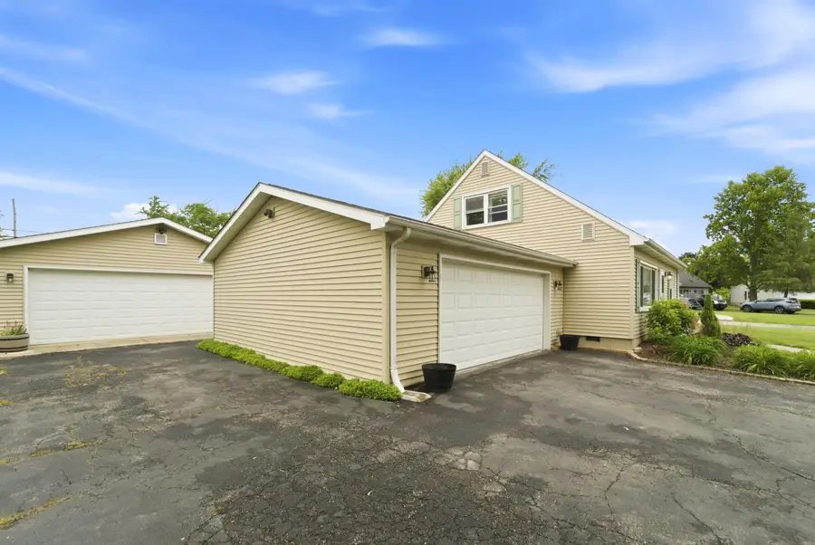 670 Newport Road, Valparaiso, IN 46385 - #2