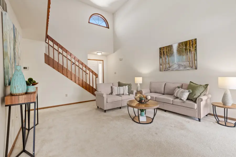 633 W 94th Court, Crown Point, IN 46307 - #3