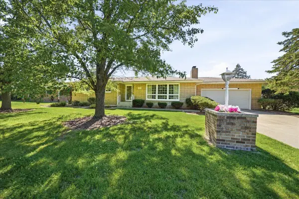 622 S Ash Street, Hobart, IN 46342