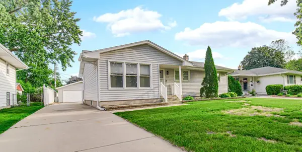 250 Sycamore Lane, Munster, IN 46321