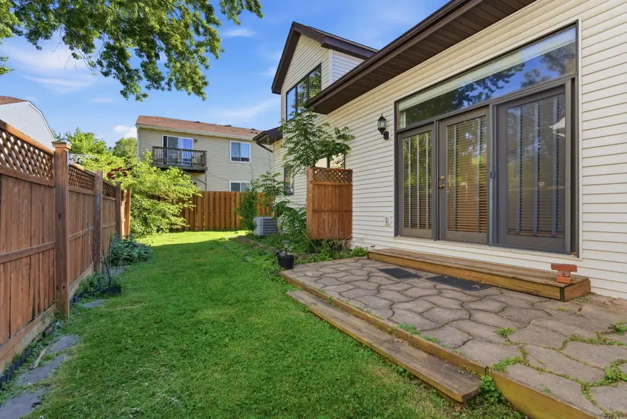 903 Hampton Court, Valparaiso, IN 46383 - #2