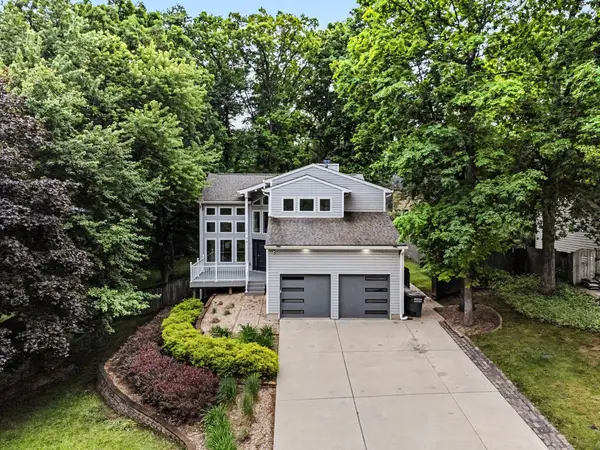 1104 Burlington Beach Road, Valparaiso, IN 46383
