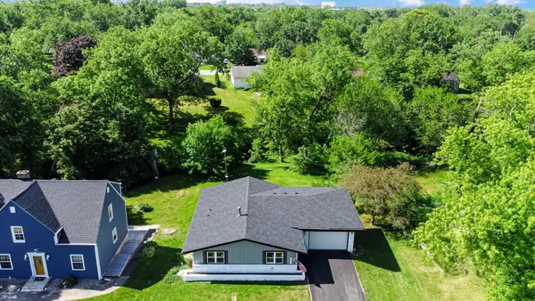 54 Indian Trail, Merrillville, IN 46410