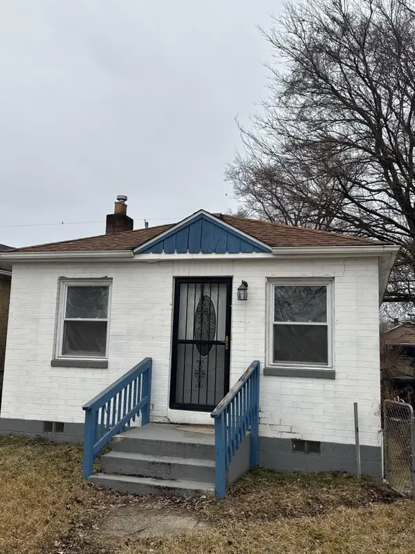 2424 Delaware Street, Gary, IN 46407
