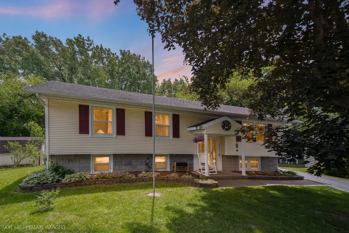 201 Brandt Place, Hobart, IN 46342 - #1