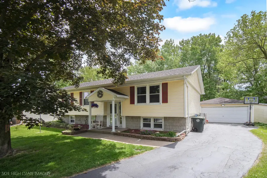 201 Brandt Place, Hobart, IN 46342 - #2