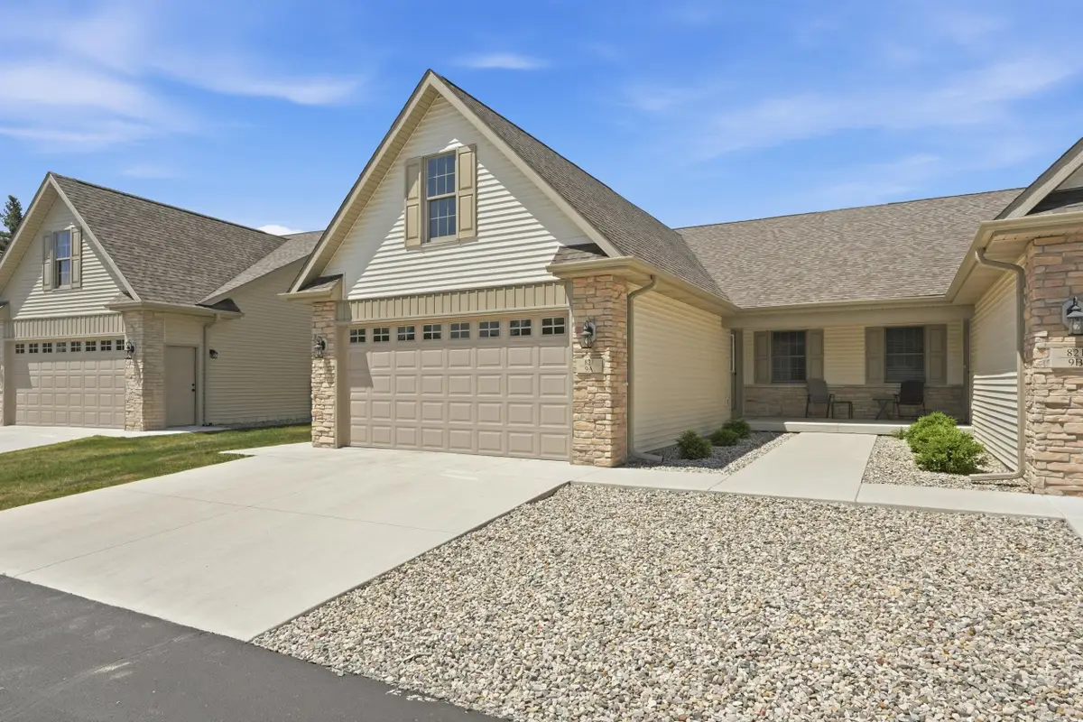 821 9th Street Sw #9a, Demotte, IN 46310 - #1