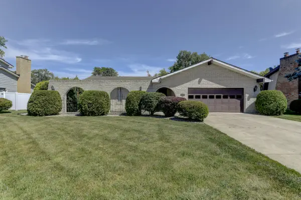 9617 White Oak Avenue, Munster, IN 46321