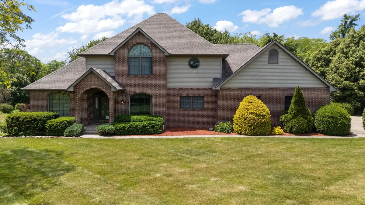 84 N 500 W, Valparaiso, IN 46385 - #1