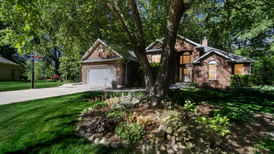 2400 E 9th Place, Hobart, IN 46342 - #2