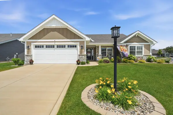 8588 Larkspur Terrace, St. John, IN 46373