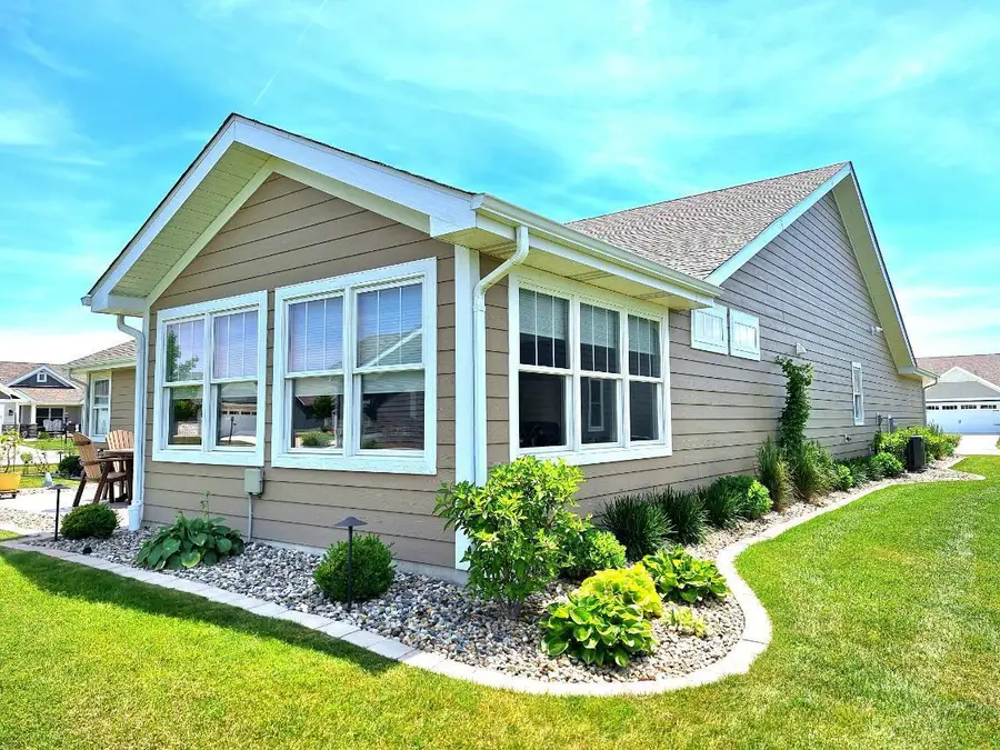 8588 Larkspur Terrace, Saint John, IN 46373 - #3