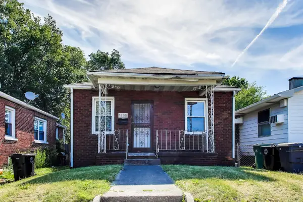 1555 Ellsworth Street, Gary, IN 46404