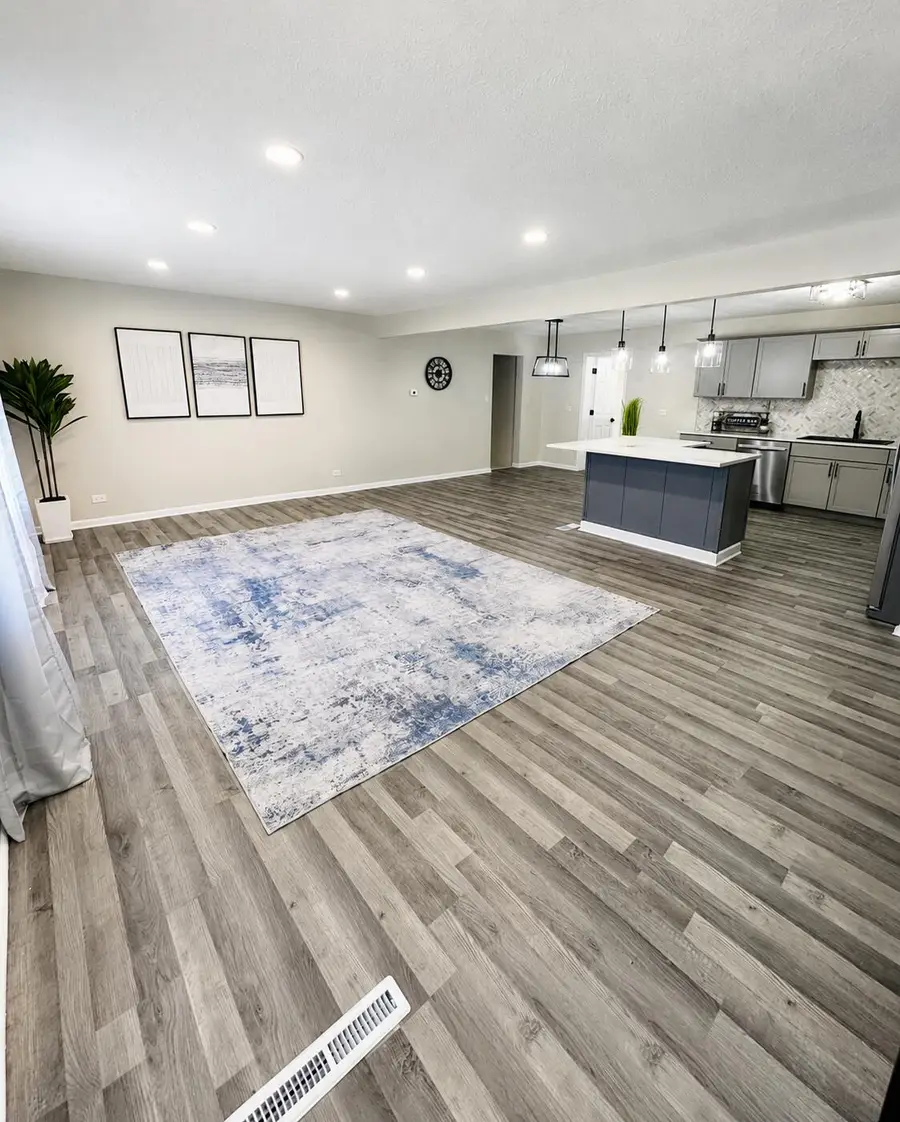 6747 Birch Place, Gary, IN 46403 - #3