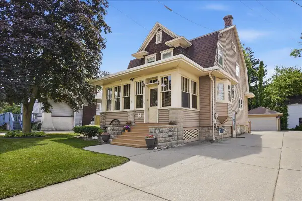 317 S East Street, Crown Point, IN 46307