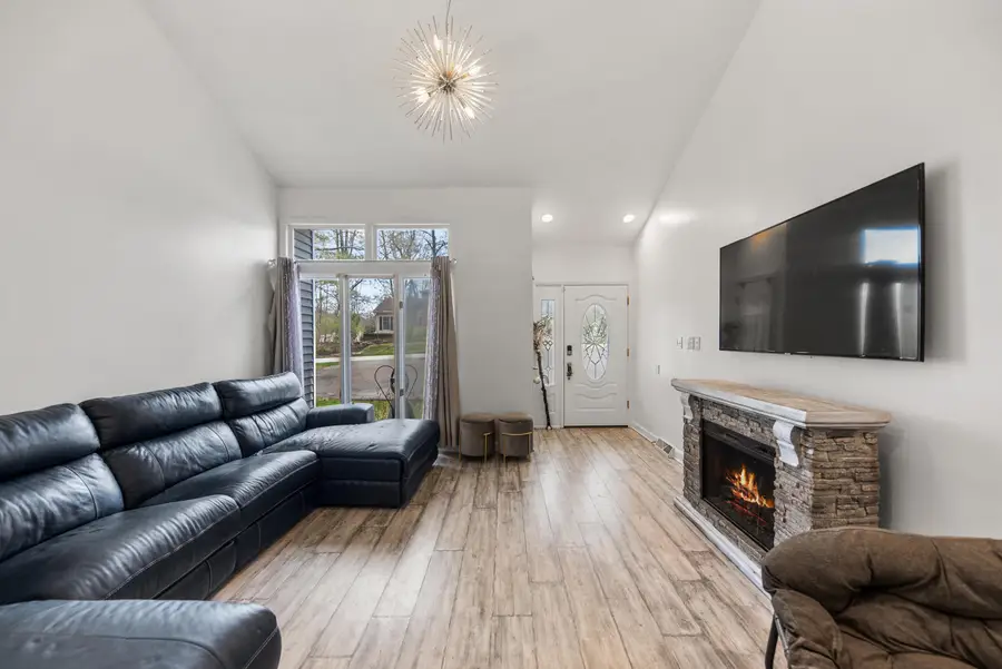 8674 Durbin Lane, Crown Point, IN 46307 - #3