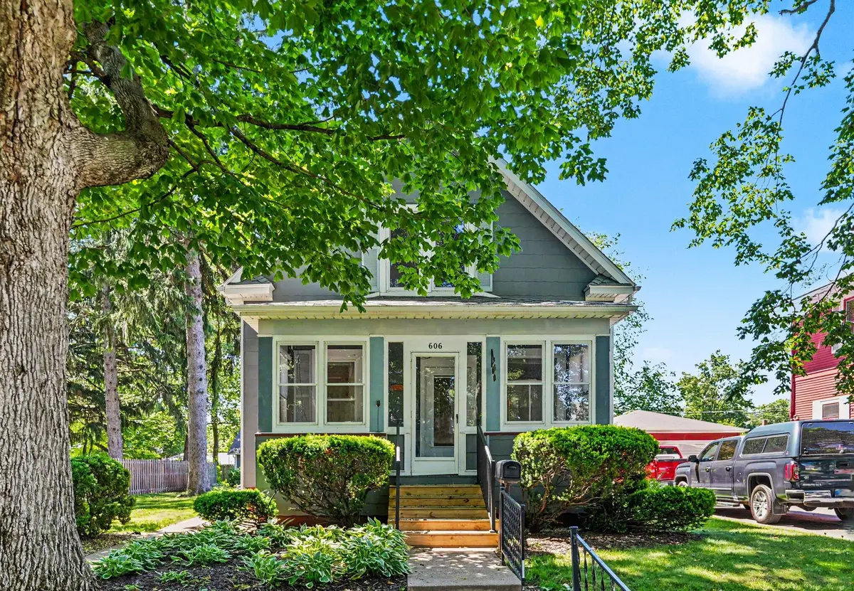 606 Division Street, La Porte, IN 46350 - #1