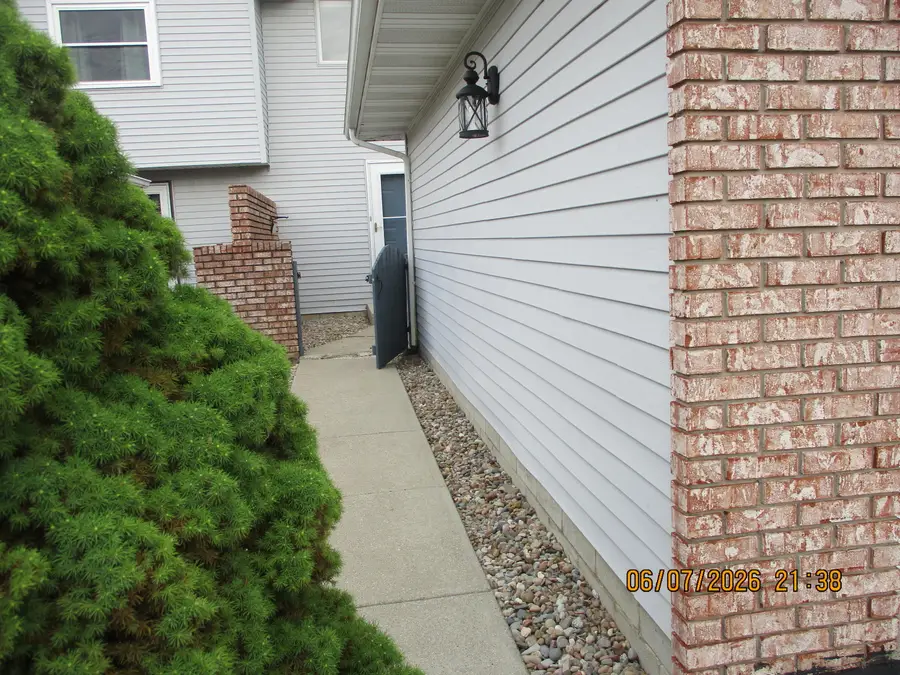 2564 Oakwood Drive, Crown Point, IN 46307 - #2