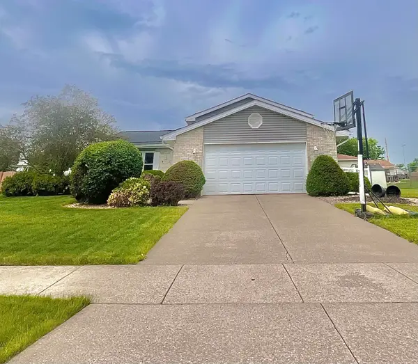 10622 Manor Drive, St. John, IN 46373
