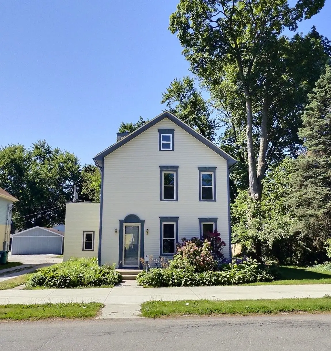 510 1st Street, La Porte, IN 46350 - #1