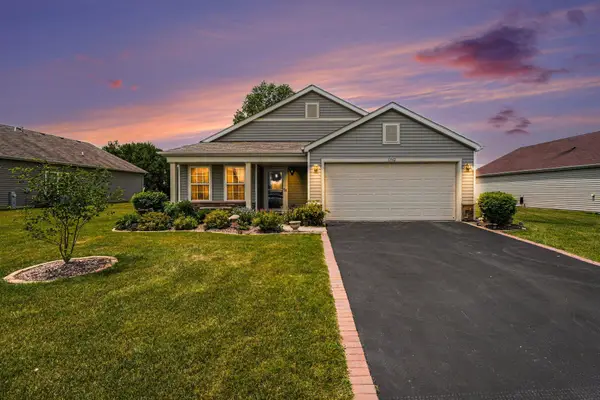 11742 Carolina Street, Crown Point, IN 46307